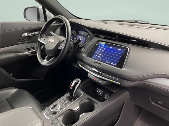 2023 Cadillac XT4 AWD Premium Luxury