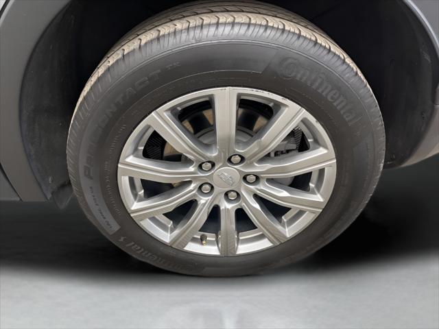 2023 Cadillac XT4 AWD Premium Luxury
