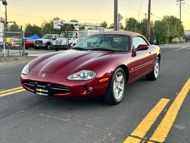 1999 Jaguar XK8 XK8 Convertible 2D