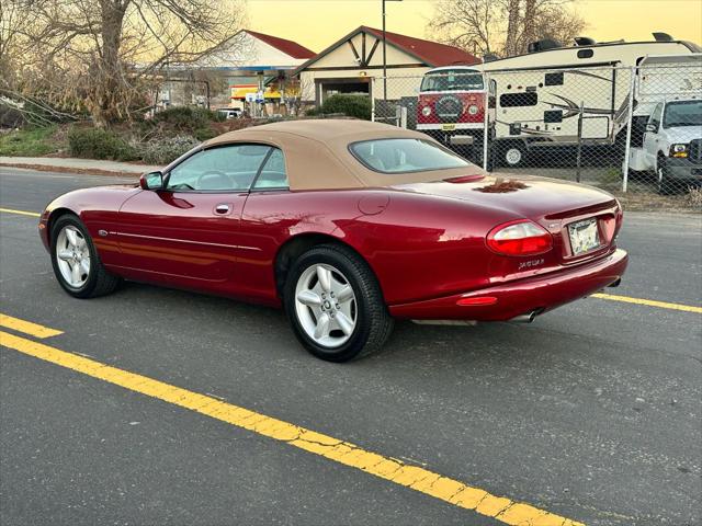 1999 Jaguar XK8 XK8 Convertible 2D