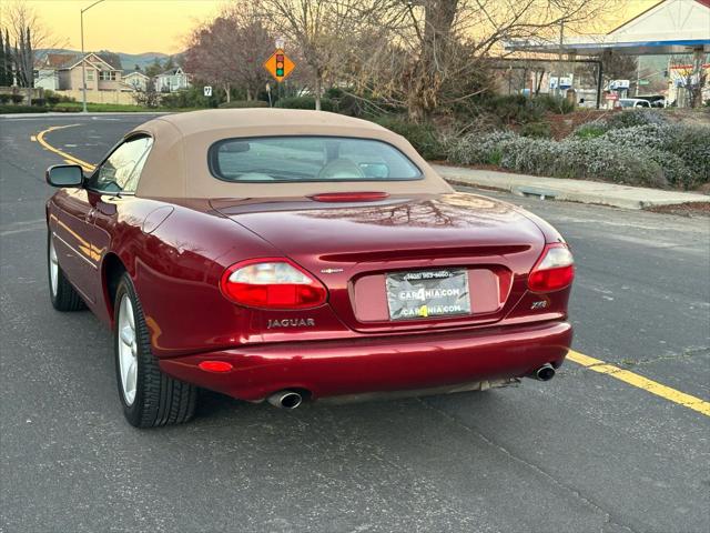 1999 Jaguar XK8 XK8 Convertible 2D