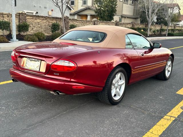 1999 Jaguar XK8 XK8 Convertible 2D