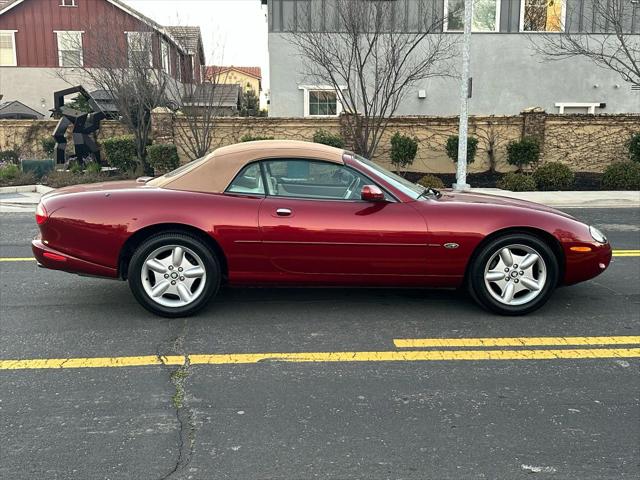 1999 Jaguar XK8 XK8 Convertible 2D