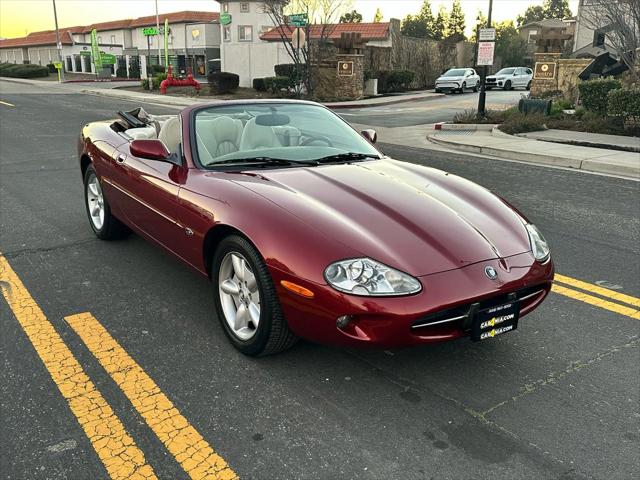 1999 Jaguar XK8 XK8 Convertible 2D