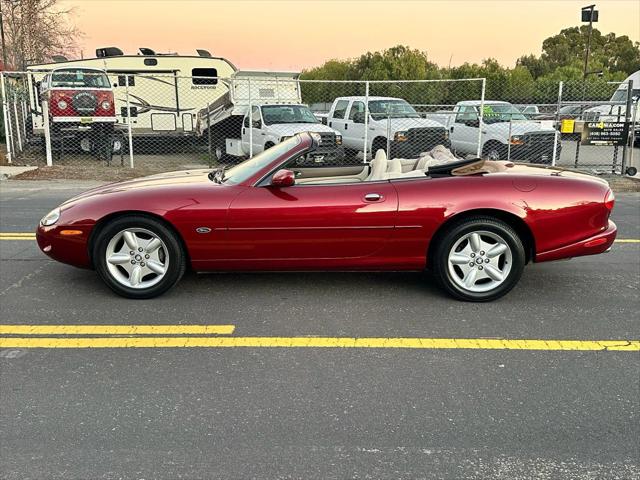 1999 Jaguar XK8 XK8 Convertible 2D