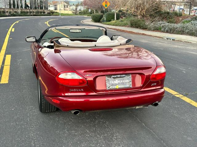 1999 Jaguar XK8 XK8 Convertible 2D
