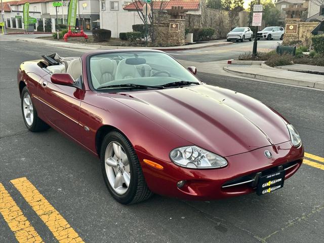 1999 Jaguar XK8 XK8 Convertible 2D