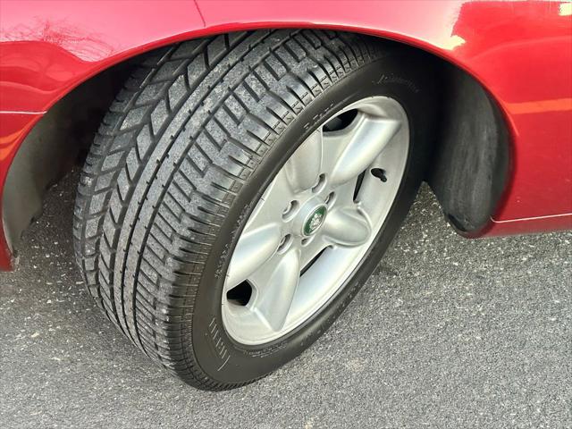 1999 Jaguar XK8 XK8 Convertible 2D