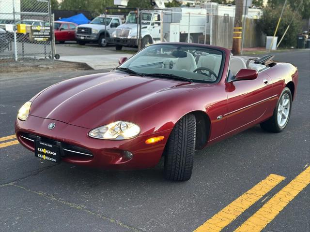 1999 Jaguar XK8 XK8 Convertible 2D