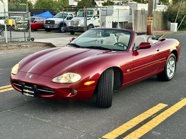 1999 Jaguar XK8 XK8 Convertible 2D