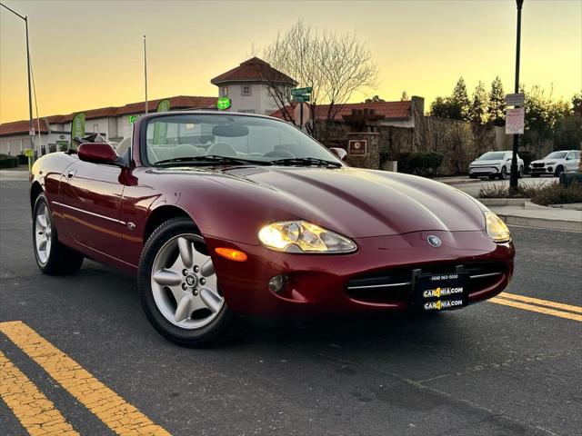 1999 Jaguar XK8 XK8 Convertible 2D