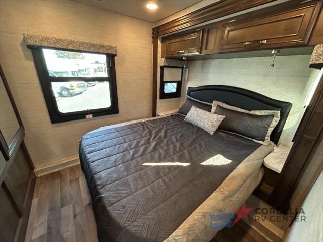 2021 Ford E-450 Cutaway Unknown