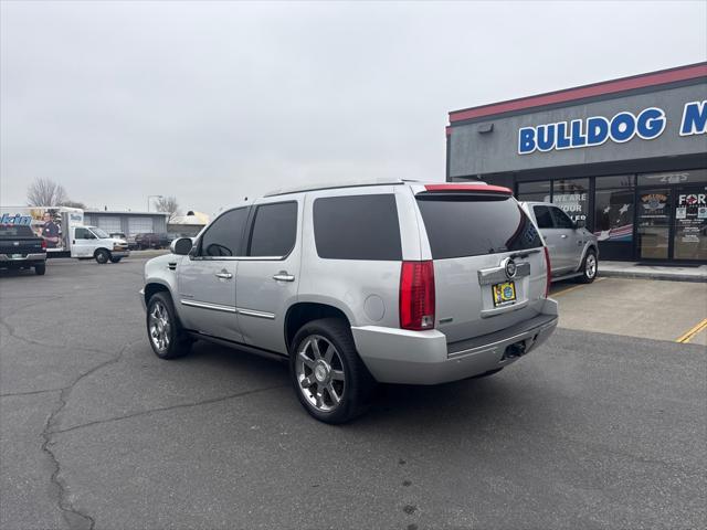 2011 Cadillac Escalade Premium