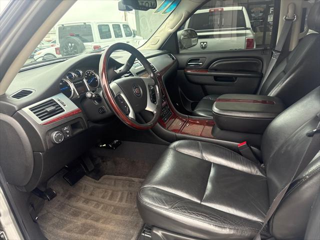 2011 Cadillac Escalade Premium