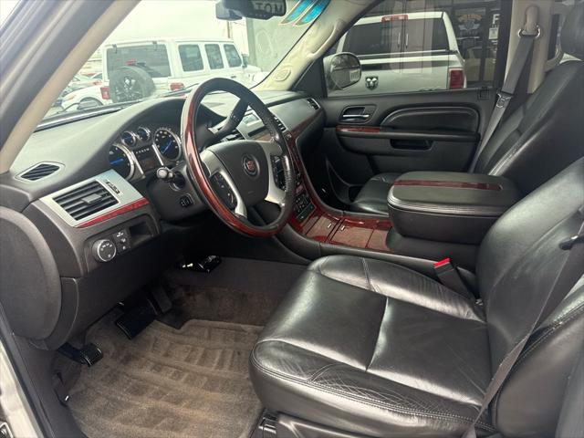 2011 Cadillac Escalade Premium