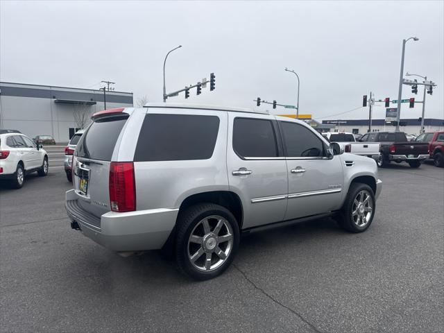 2011 Cadillac Escalade Premium