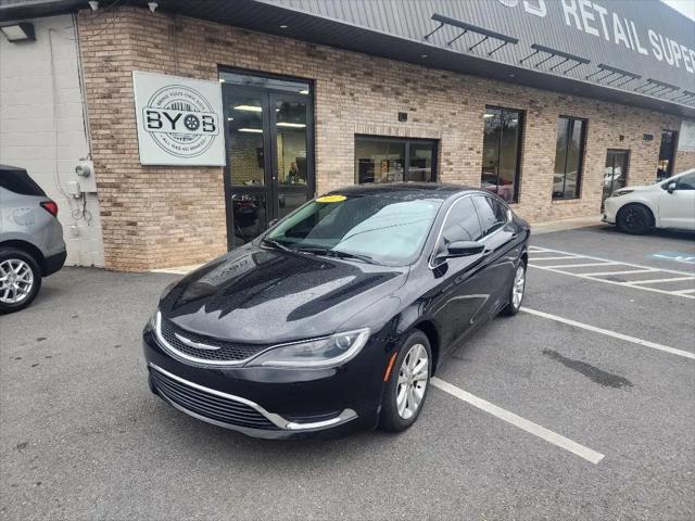 2017 Chrysler 200 Limited Platinum for sale in Rainbow City, AL