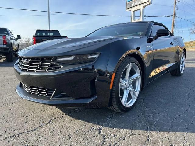 2023 Chevrolet Camaro RWD Convertible LT1 for sale in Liberty, MO