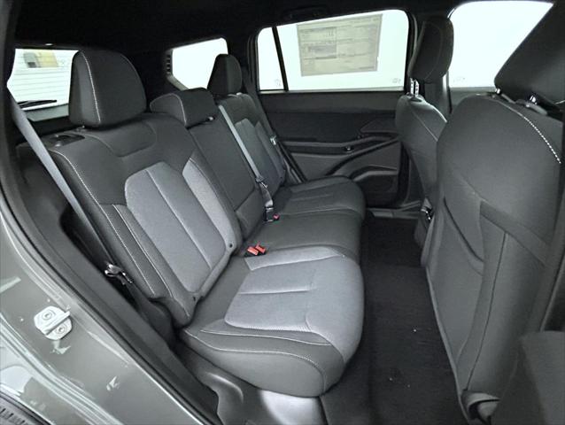 2026 Jeep Cherokee Laredo 4x4