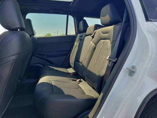 2026 Jeep Cherokee Overland 4x4