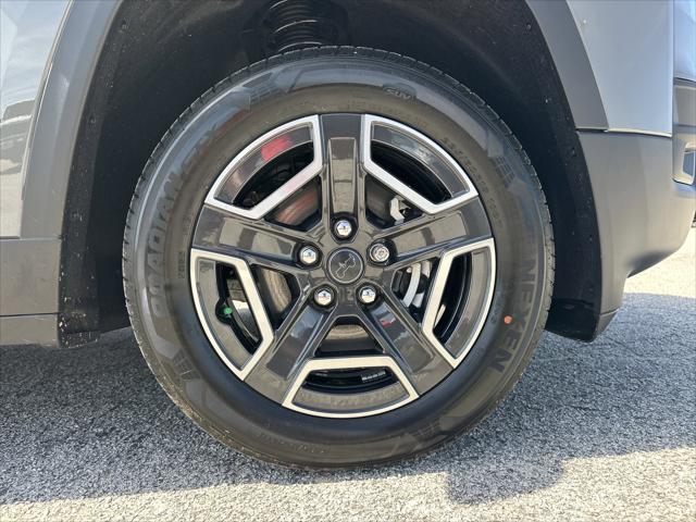 2026 Jeep Cherokee Laredo 4x4