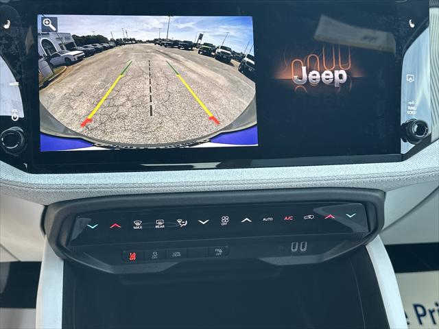 2026 Jeep Cherokee Laredo 4x4