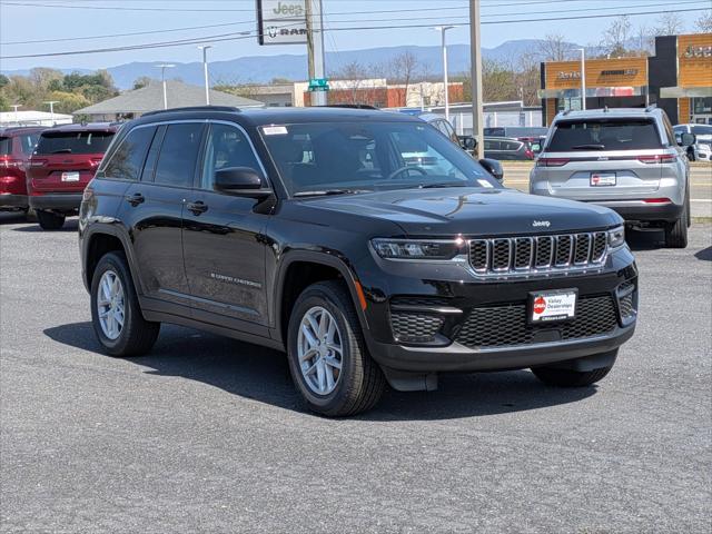 2026 Jeep Grand Cherokee GRAND CHEROKEE LAREDO X 4X4