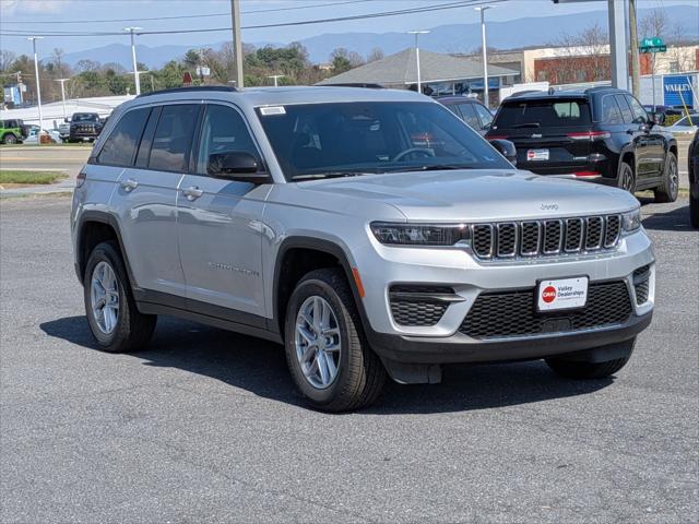 2026 Jeep Grand Cherokee GRAND CHEROKEE LAREDO X 4X4