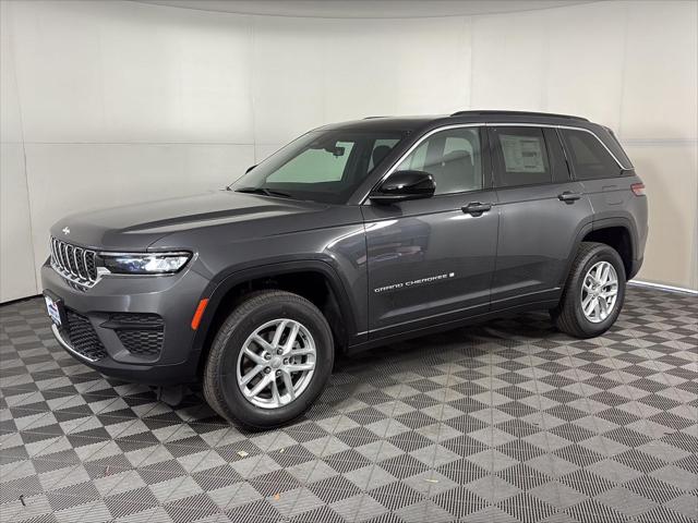 2026 Jeep Grand Cherokee GRAND CHEROKEE LAREDO X 4X4