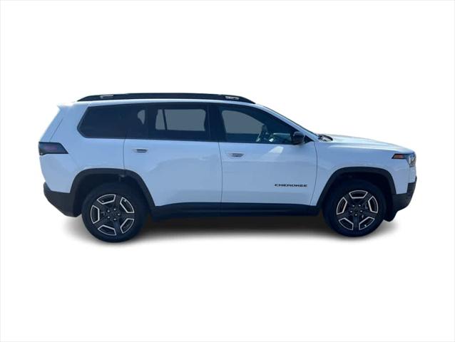2026 Jeep Cherokee CHEROKEE LAREDO 4X4