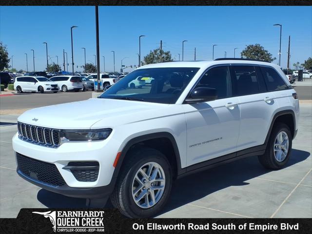 2026 Jeep Grand Cherokee GRAND CHEROKEE LAREDO X 4X4