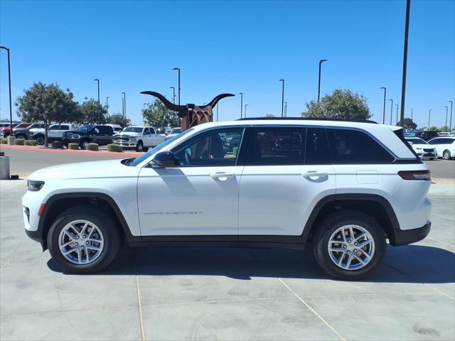 2026 Jeep Grand Cherokee GRAND CHEROKEE LAREDO X 4X4