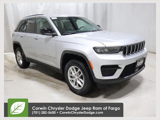 2026 Jeep Grand Cherokee GRAND CHEROKEE LAREDO X 4X4
