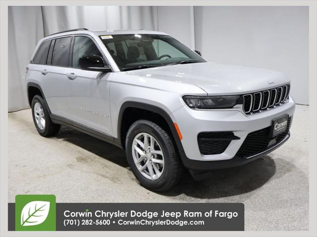 2026 Jeep Grand Cherokee GRAND CHEROKEE LAREDO X 4X4