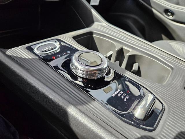2026 Jeep Cherokee Laredo 4x4
