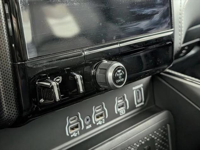 2026 Ram 1500 Limited Crew Cab 4x4 5'7" Box