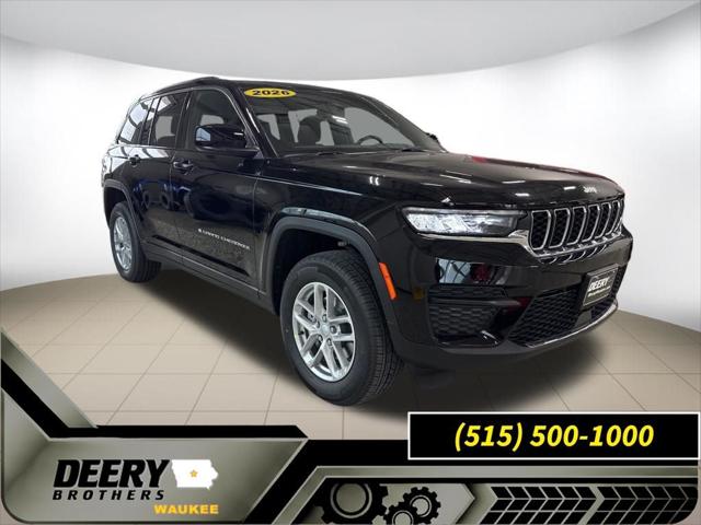 2026 Jeep Grand Cherokee Altitude 4x4 for sale in Waukee, IA