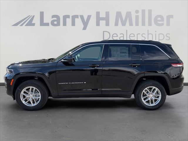 2026 Jeep Grand Cherokee GRAND CHEROKEE LAREDO X 4X4