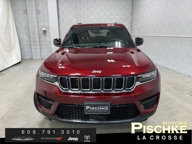 2026 Jeep Grand Cherokee GRAND CHEROKEE LAREDO X 4X4
