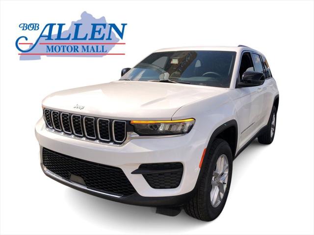 2026 Jeep Grand Cherokee GRAND CHEROKEE LAREDO X 4X4