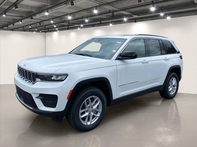 2026 Jeep Grand Cherokee GRAND CHEROKEE LAREDO X 4X4 2026 Jeep Grand Cherokee GRAND CHEROKEE LAREDO X 4X4