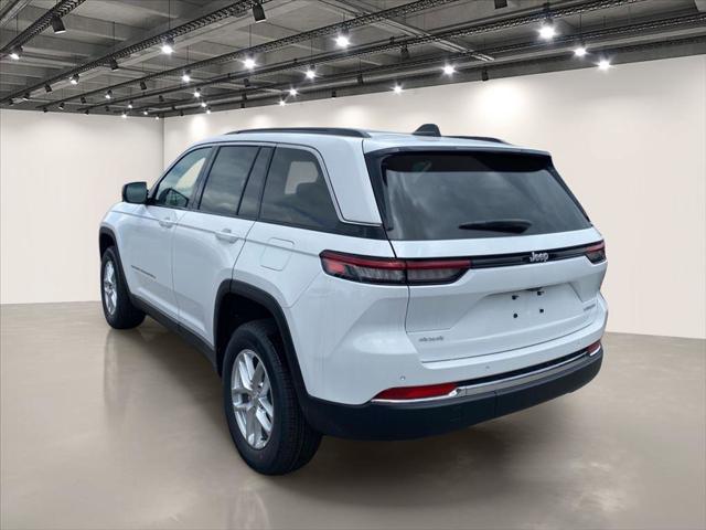 2026 Jeep Grand Cherokee GRAND CHEROKEE LAREDO X 4X4 2026 Jeep Grand Cherokee GRAND CHEROKEE LAREDO X 4X4