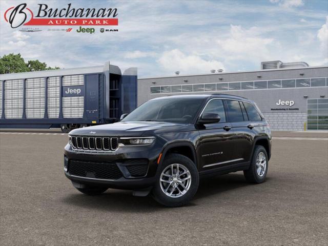 2026 Jeep Grand Cherokee GRAND CHEROKEE LAREDO X 4X4