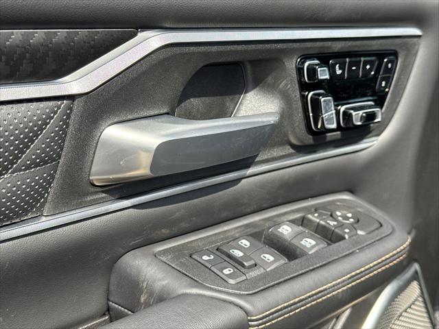 2026 Ram 1500 Tungsten Crew Cab 4x4 5'7" Box