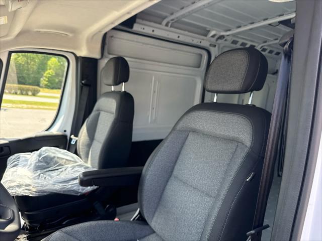 2026 Ram ProMaster Cargo Van Tradesman High Roof 136 WB w/Pass Seat