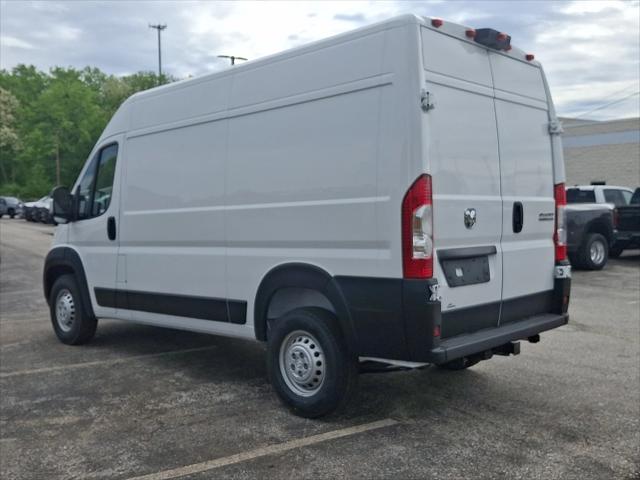 2026 Ram ProMaster Cargo Van Tradesman High Roof 136" WB w/Pass Seat
