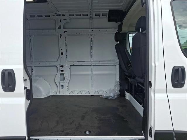 2026 Ram ProMaster Cargo Van Tradesman High Roof 136" WB w/Pass Seat