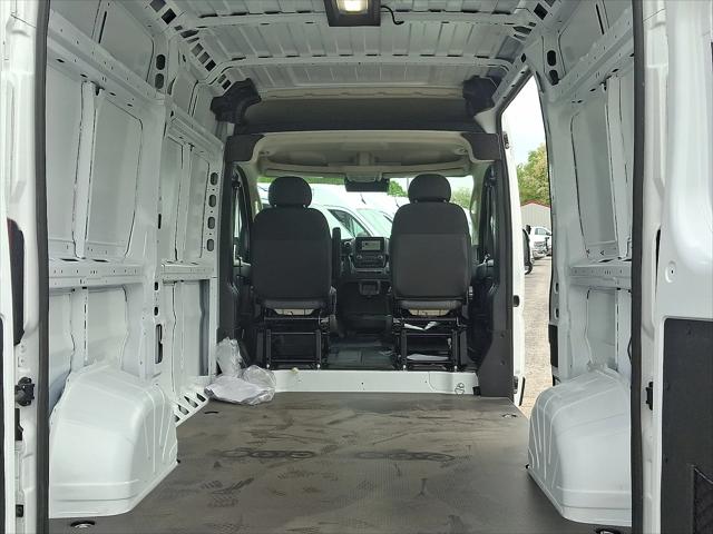2026 Ram ProMaster Cargo Van Tradesman High Roof 136" WB w/Pass Seat