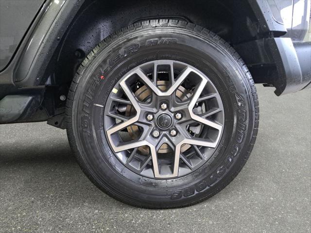 2026 Jeep Wrangler 4-Door Sahara 4x4