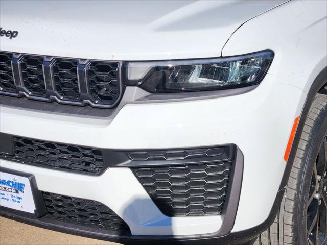 2026 Jeep Grand Cherokee Altitude 4x2